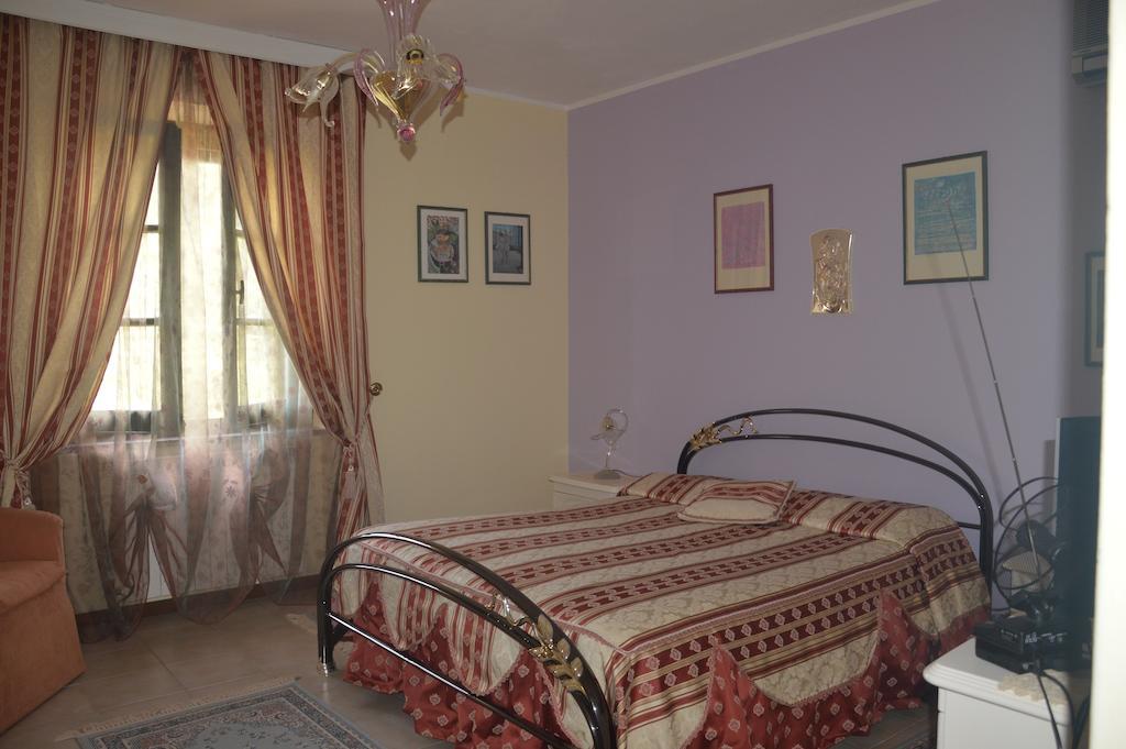 B&B Fra E Fe Arborea Quarto foto